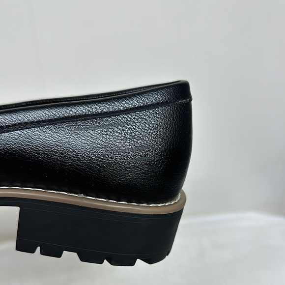 DV by Dolce Vita Black Flats for Effortless Style - Picture 7 of 9